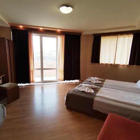 Paris Hotel بالشيك المظهر الخارجي الصورة