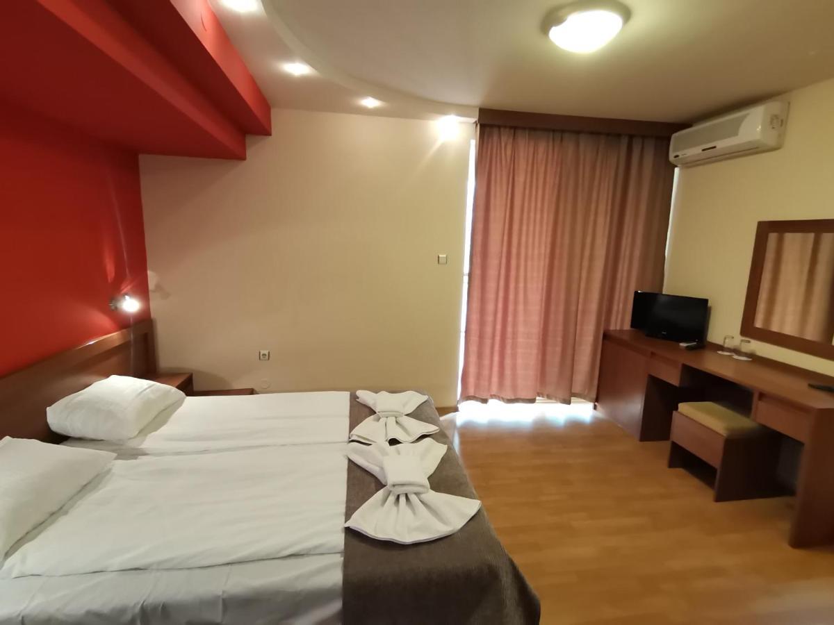 Paris Hotel بالشيك المظهر الخارجي الصورة