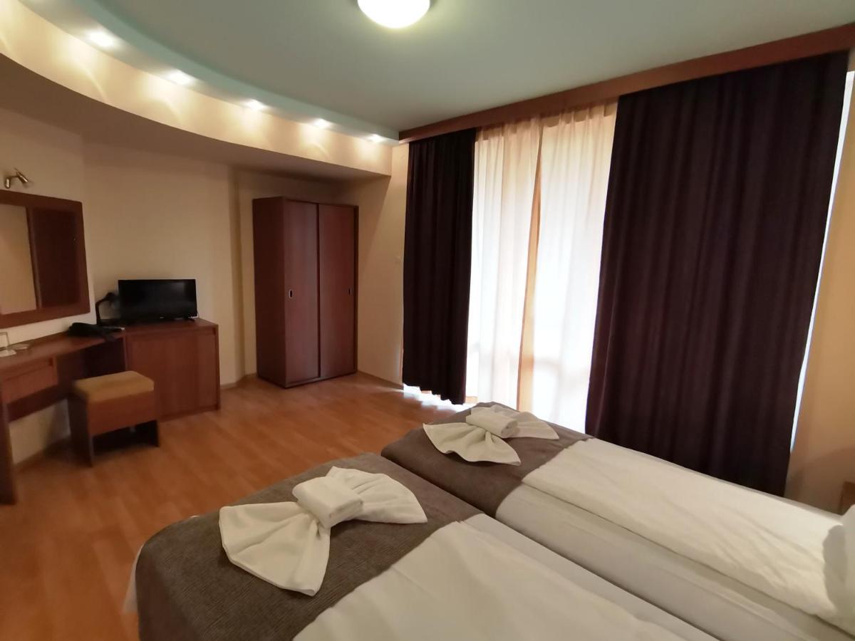 Paris Hotel بالشيك المظهر الخارجي الصورة