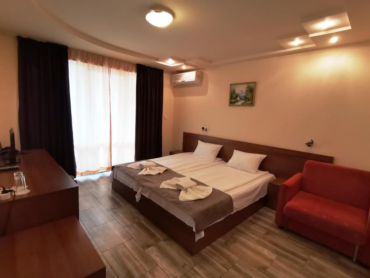 Paris Hotel بالشيك المظهر الخارجي الصورة