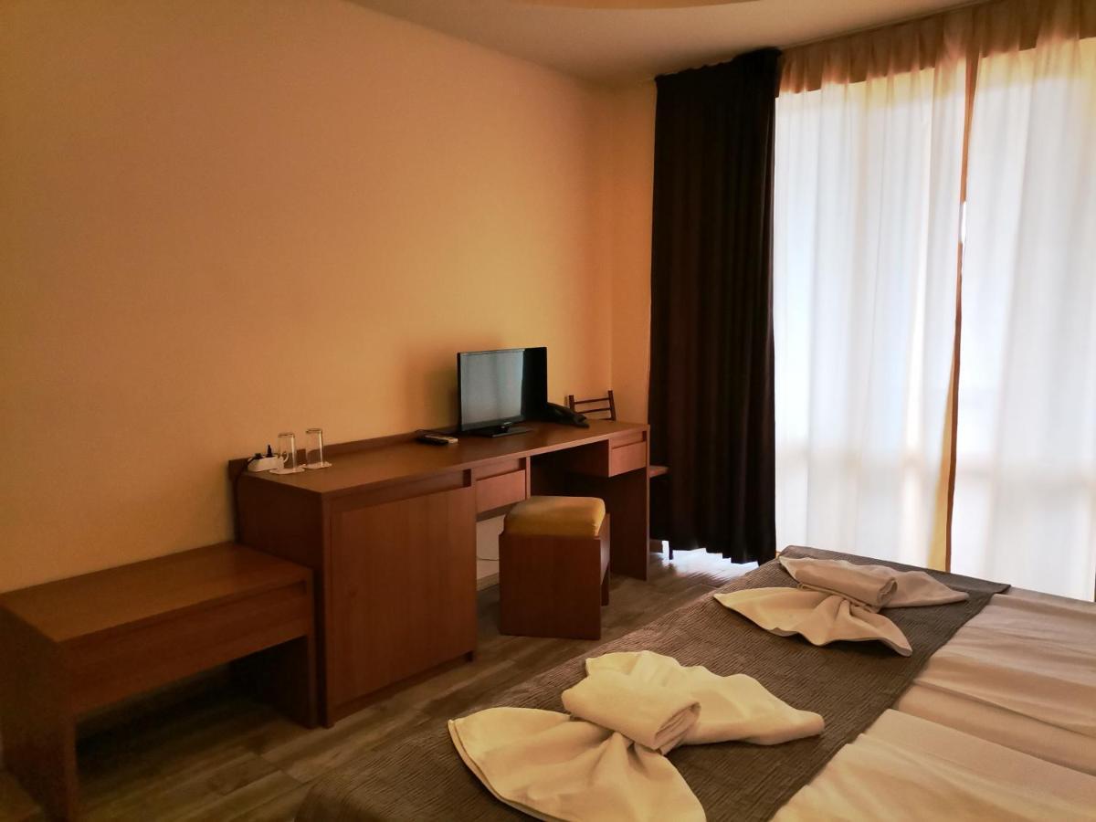 Paris Hotel بالشيك المظهر الخارجي الصورة