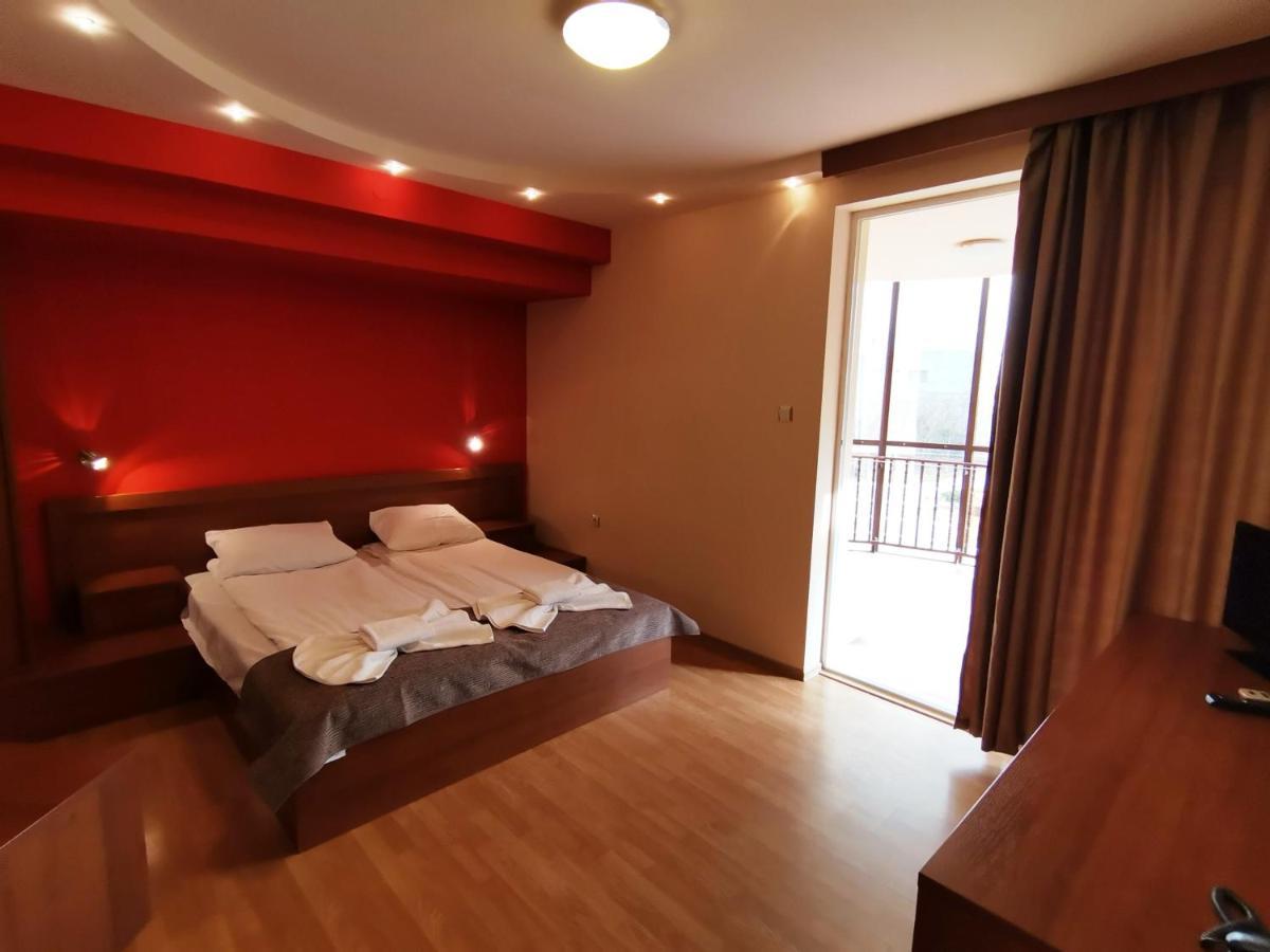 Paris Hotel بالشيك المظهر الخارجي الصورة